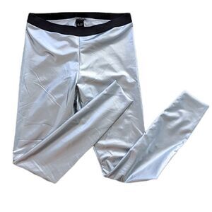 HUE Metallic silver leggings pants size Small @L1